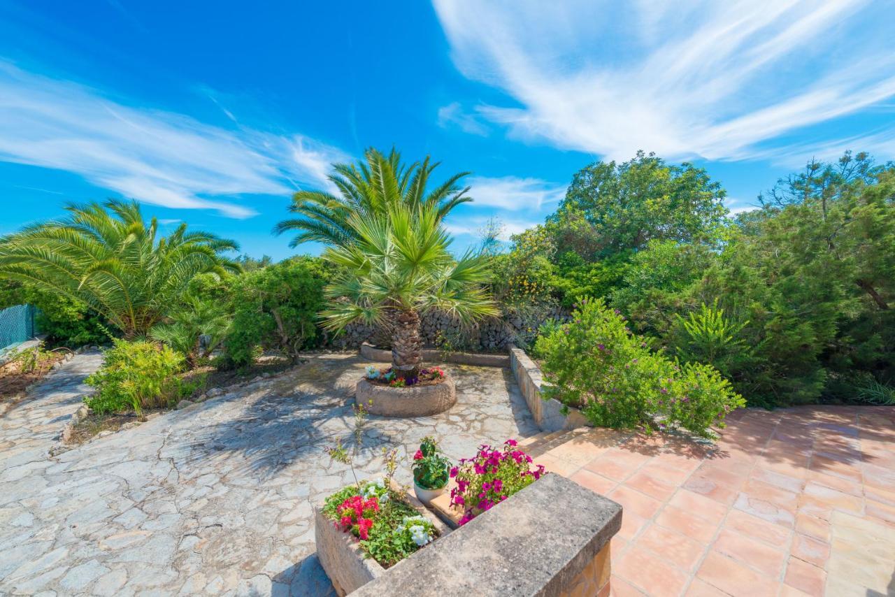 Barcelo-Danus Villa Puerto Colom Eksteriør billede