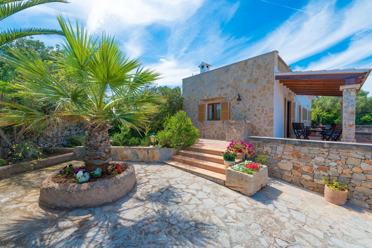Barcelo-Danus Villa Puerto Colom Eksteriør billede