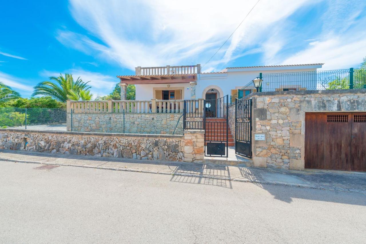 Barcelo-Danus Villa Puerto Colom Eksteriør billede