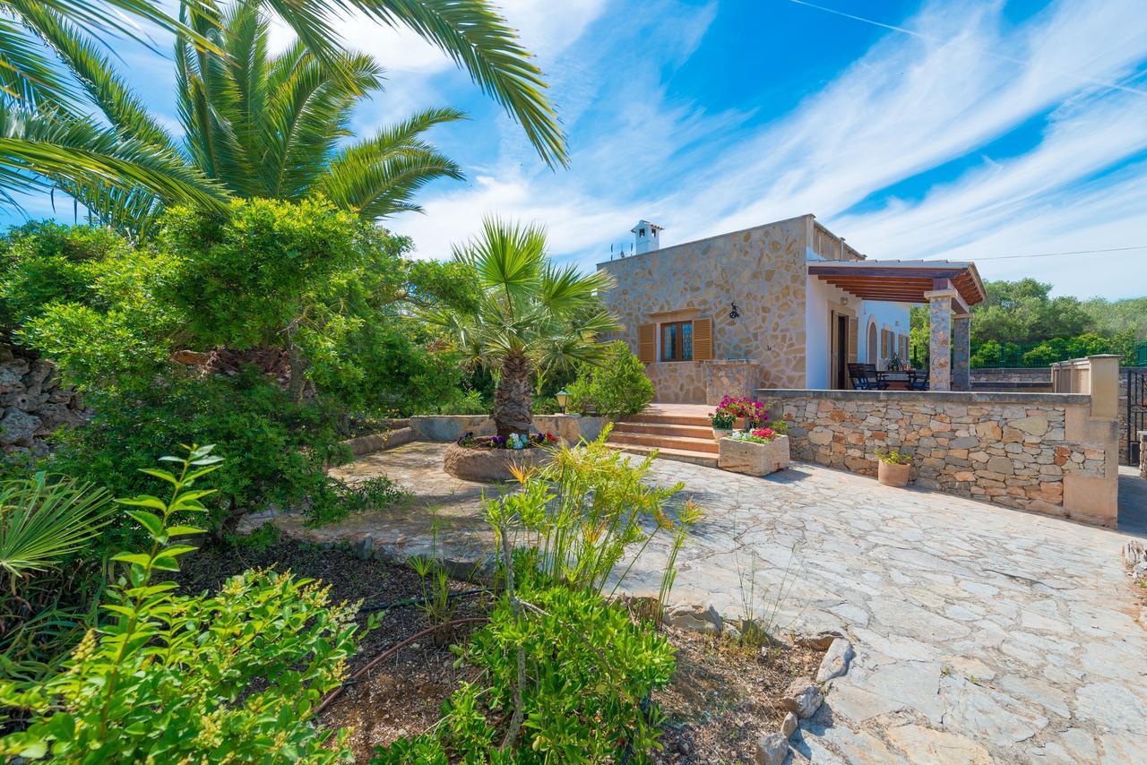 Barcelo-Danus Villa Puerto Colom Eksteriør billede