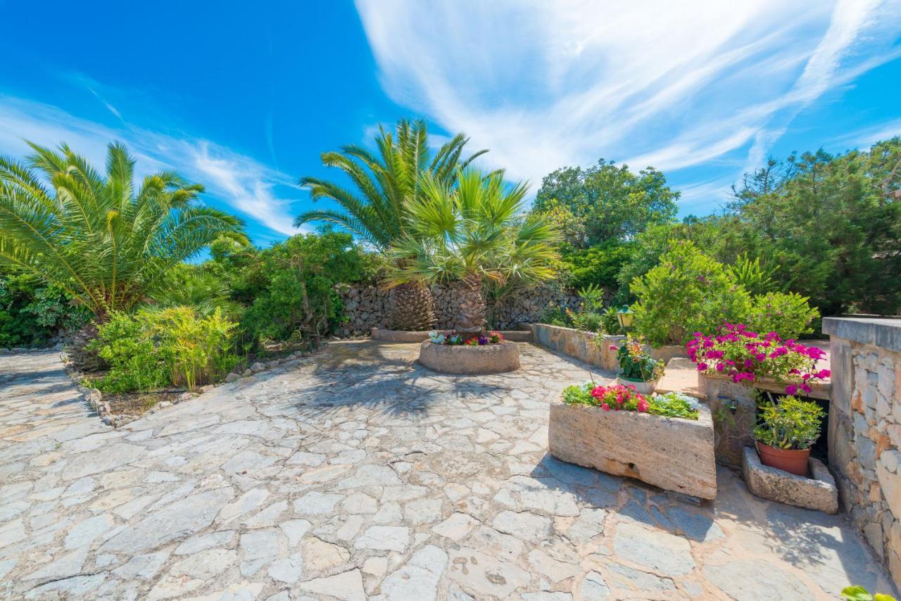 Barcelo-Danus Villa Puerto Colom Eksteriør billede